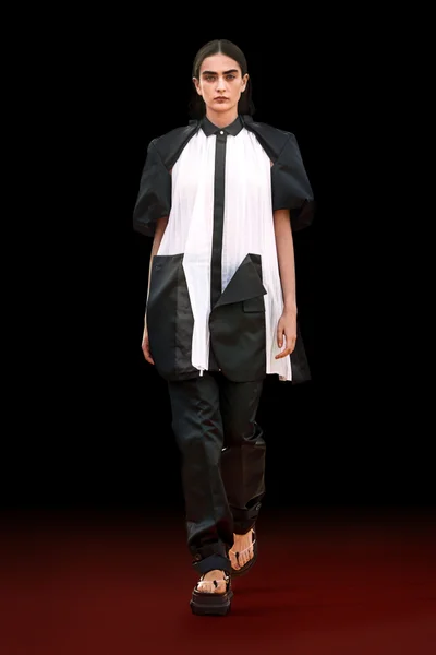 Look 38